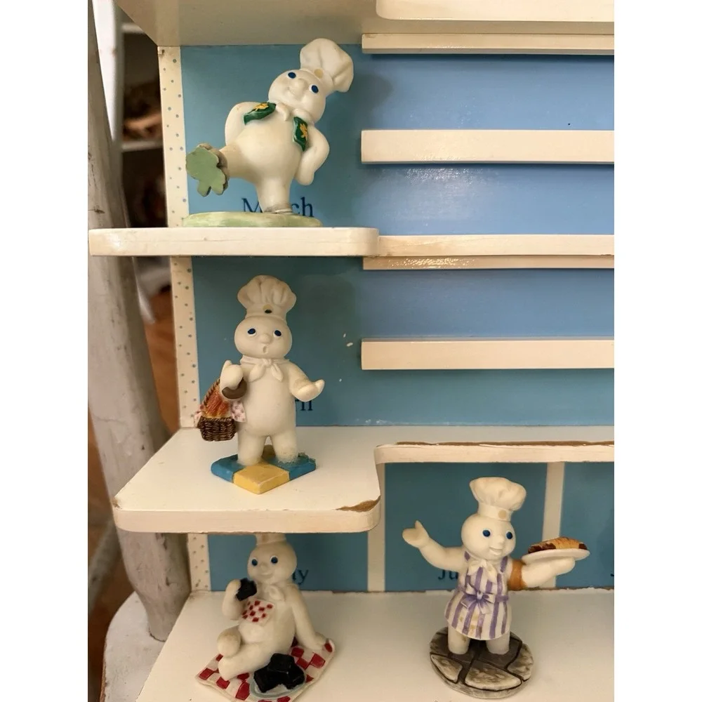 Danbury Mint Pillsbury Doughboy Calendar Complete All Figurines Tiles 1997